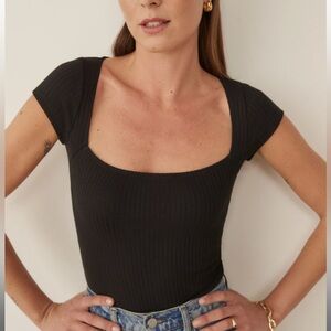 Reformation Bardot ribbed top in black size XL